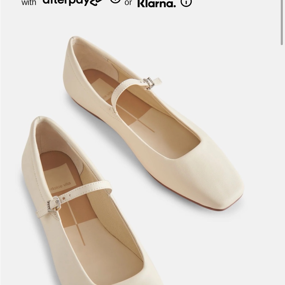 Women's Cream Mary Jane Flats
